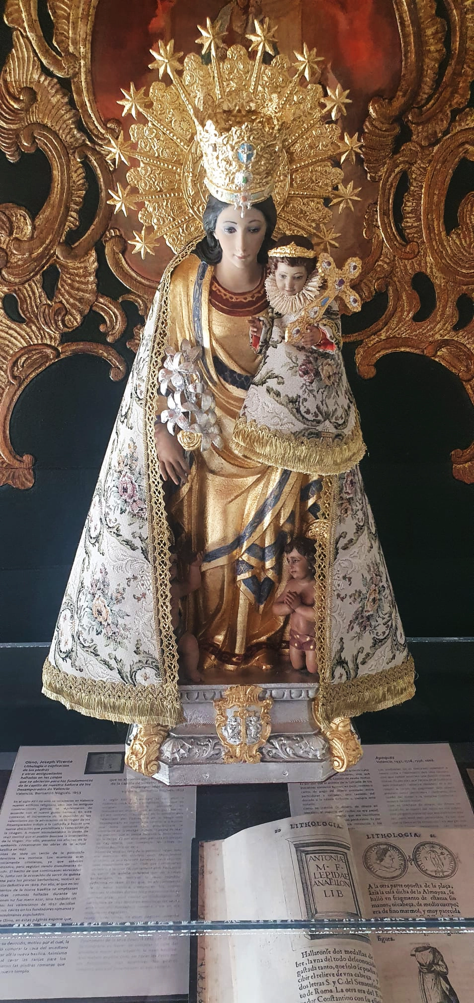Virgen de los Desamparados