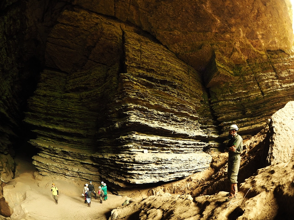 Crystal Caves CIDOM I